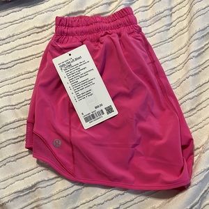 lululemon sonic pink hotty hot short 4 inch inseam